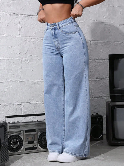 Aura Women's High Mid Ripped Straight Leg Pant